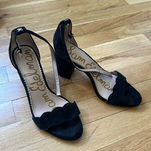Sam Edelman Odila scallop black heels